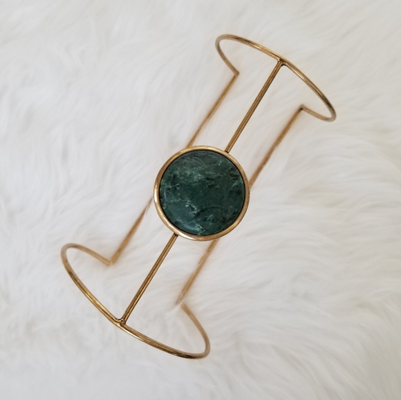 PRICE IS FIRM Gold toned Cuff Bracelet - Picture 2 of 4